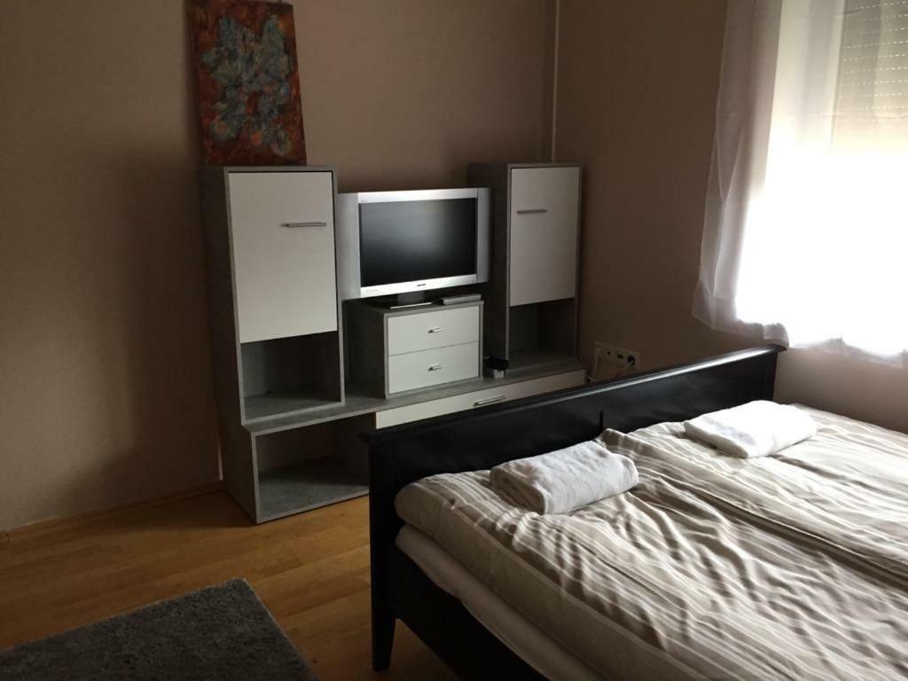 Villamerica Miskolc Luaran gambar