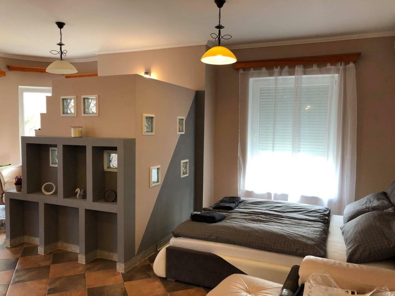 Villamerica Miskolc Luaran gambar