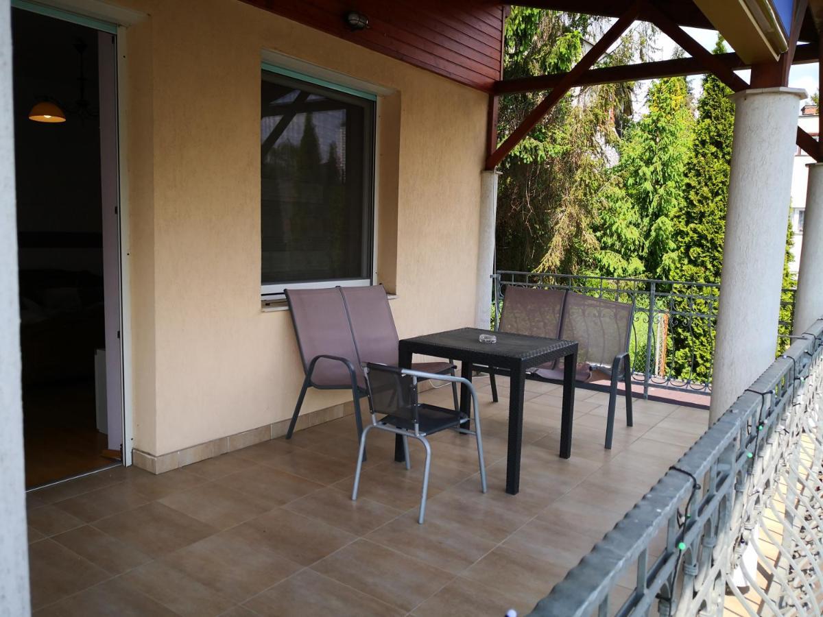 Villamerica Miskolc Luaran gambar